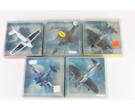 Five cased Lintoy planes to include Lintoy Fighters featuring P-47D Thunderbolt x 2 & Lockheed F-104A Starfighter and Civil A