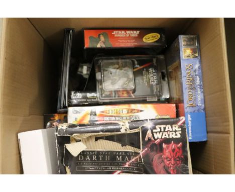 Collection of boxed Sci Fi toys, figures and games to include Star Wars, Doctor Who, Star Trek & Lord of The Rings featuring 