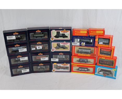 22 Boxed OO gauge items of rolling stock, all wagons, to include Bachmann x 12, Hornby x 5, Triang/Hornby x 3, Lima x 1 and A