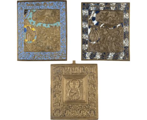 DREI BRONZE-IKONEN: PROPHET ELIAS UND SEINE FEURIGE HIMMELFAHRT SOWIE CHRISTUS, DAS GÜTIGE SCHWEIGEN    Russland, 19. Jh.   B