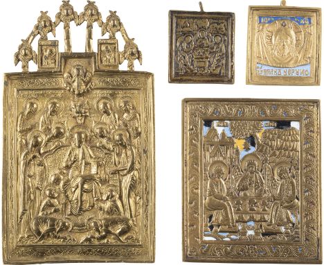 VIER BRONZE IKONEN: ERWEITERTE DEESIS, MANDYLION SOWIE HEILIGE DREIFALTIGKEIT    Russland, um 1700-19. Jh.   Bronze, reliefie