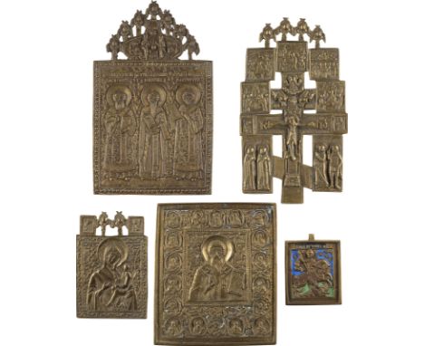 FÜNF BRONZE-IKONEN: GOTTESMUTTER VON TICHWIN 'TICHWINSKAJA', AUSGEWÄHLTE HEILIGE SOWIE EIN ERWEITERTES KRUZIFIX    Russland, 