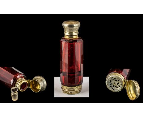 Victorian Period - Excellent Quality Gilt Silver and Ruby Glass Combined Scent Bottle with Stopper and Vinaigrette, No Marks 