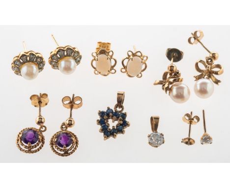 A mixed group of jewellery, (mainly earrings), including a pair of flowerhead stud earrings, each set with a cultured pearl w
