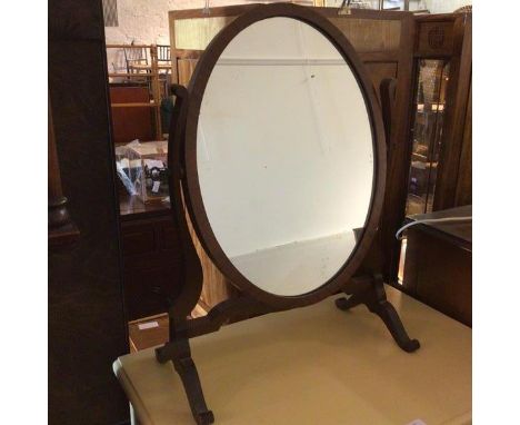 An early 20thc mahogany dressing table mirror with oval frame on trestle support (57cm x 41cm x 21cm)