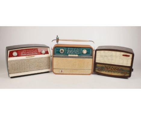 Three vintage radios - comprising of a PYE Cambridge Bakelite radio (069024), a PYE Transistor radio &amp;  Bush  vintage rad