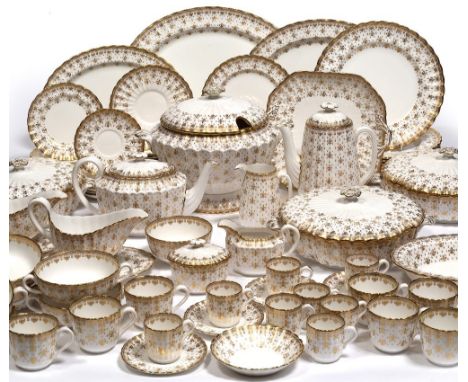 Extensive Spode gold Fleur de Lys service to include tea set, coffee set and dinner service, approximately 88 pieces
