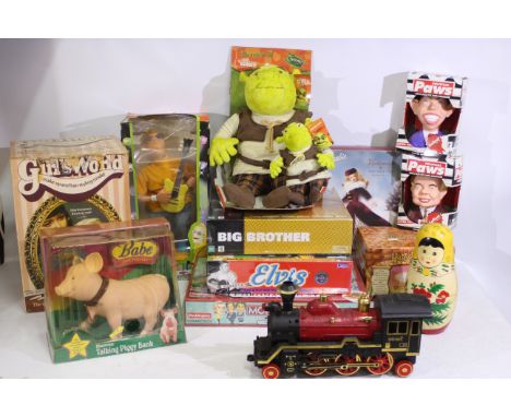 Palitoy - Barbie - Others - A mixed lot containing action figures, a Barbie Skating Doll, board games and toys. Lot includes 