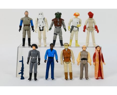 Star Wars - Kenner - LFL - CPG - GMFGI - A regiment of 10 vintage Star Wars 3.75" figures. Lot includes Snowtrooper with blas