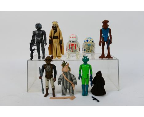 Star Wars - Kenner - LFL - CPG - GMFGI - A regiment of 9 vintage Star Wars 3.75" figures some with weapons / accessories. Lot