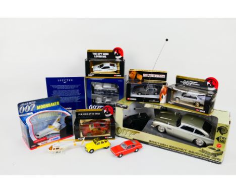 Corgi - A collection of mainly boxed James Bond related diecast model vehicles form Corgi, together with a Toy State 'Skyfall