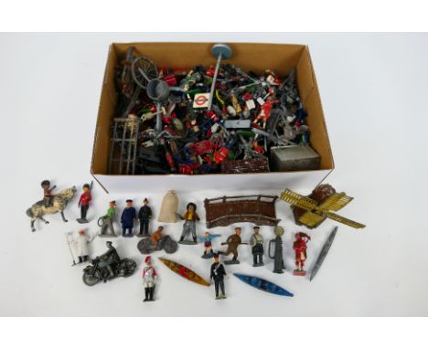 Britains - Others - A mixed group of loose, mainly Britains civilian and military figure, with a Britains canon, plus a few M