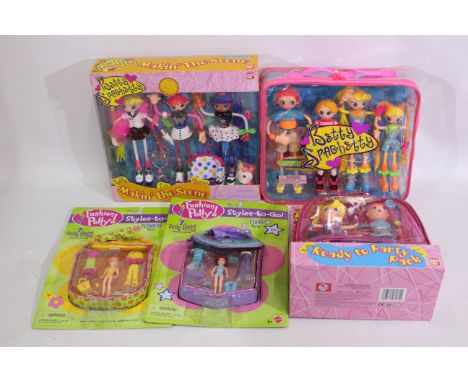Bandai - Mattel - Five boxed / carded collectible toy dolls. Lot consists of three Bandai 'Betty Spaghetty' bendable doll set