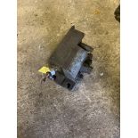 Milling Machine Plate/Vice. Stored near Gorleston, Norfolk. No VAT on this item.