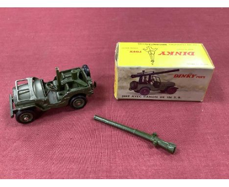 Original French Dinky No 829 Jeep with Cannon, overall very good, chipping to wheel arch, missing driver and cannon attachmen