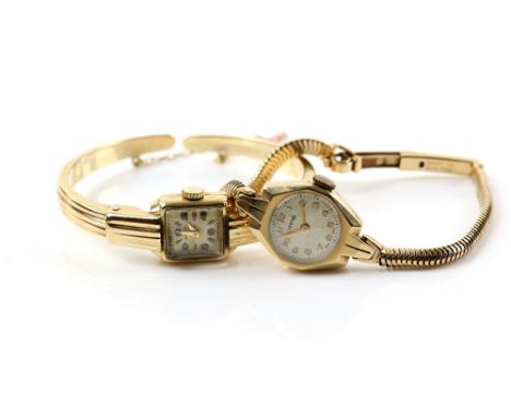 Ladies 1950's Zenith wristwatch, square dial with Arabic numerals and baton hour markers, mechanical movement no 4697251, hin