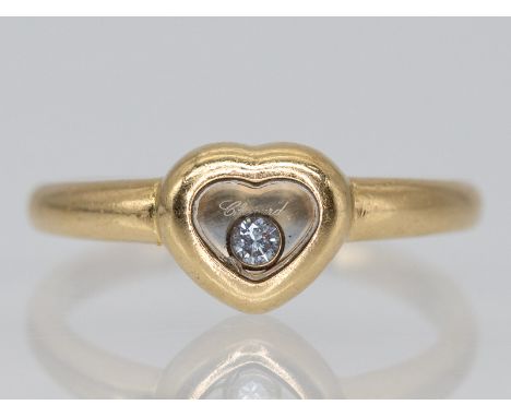 Ring in Herzform mit Brillant ca. 0,05 ct, "Happy Diamond", Chopard, 90-er Jahre.750/- Gelbgold. Gesamtgewicht ca. 4,5 g. Rin