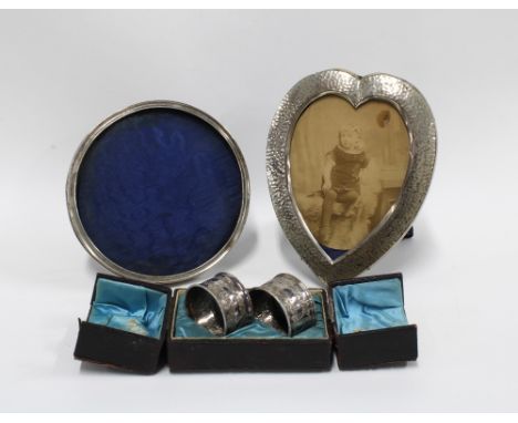 Edwardian silver heart shape photograph frame, London 1903 with makers mark for William Comyns, 18 x 14cm,  together with a c