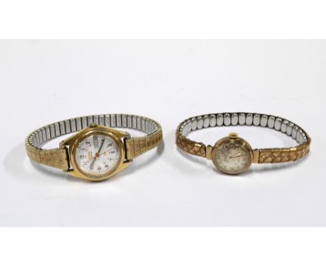 Ladies vintage 9ct gold cased wristwatch and Seiko wristwatch (2) 