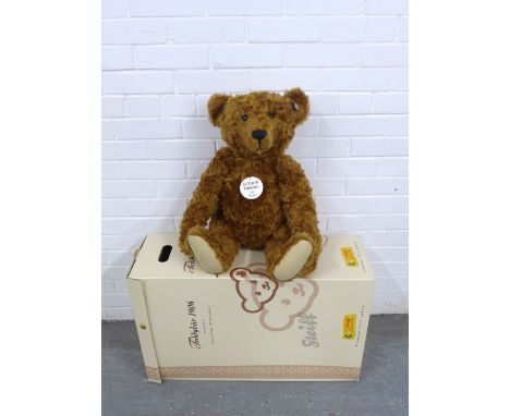 Steiff teddy bear, 1906 replica, 70cm tall with original box and certificate