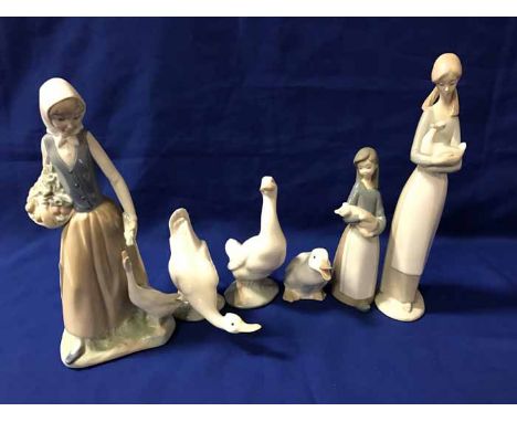 GROUP OF FIVE NAO FIGURES AND ONE LLADRO (6)