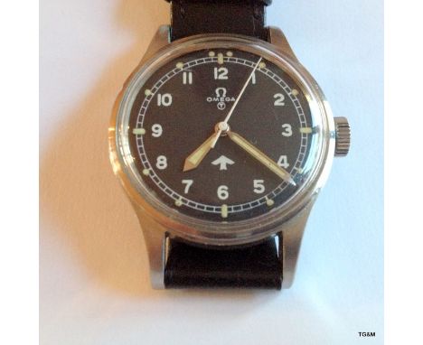 A military Omega 53 6B wristwatch fat arrow issue back marked with broad arrow 6645101000 6B/542, 10198/53