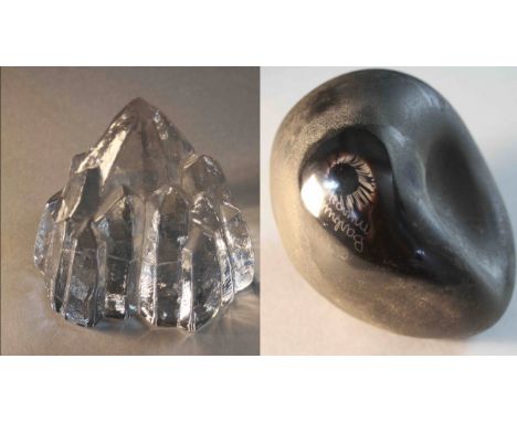 Alfredo Barbini- A Murano 'Scavo' glass boulder paperweight signed and dated along with a clear glass iceberg paperweight. H.