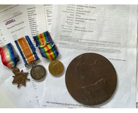 A FIRST WORLD WAR TRIO AND MEMORIAL PLAQUE TO THE NORTHAMPTONSHIRE REGIMENT. A Great War Trio comprising 1914-15 Star named t