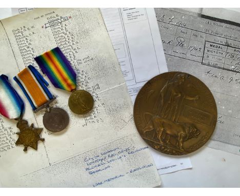 A FIRST WORLD WAR TRIO AND MEMORIAL PLAQUE TO THE LONDON REGIMENT. A Great War Trio comprising 1914 Star named to 1742 Pte J.