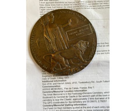 A FIRST WORLD WAR MEMORIAL PLAQUE TO THE MIDDLESEX REGIMENT. A Memorial plaque named to Henry Walter Jones. Private Jones was