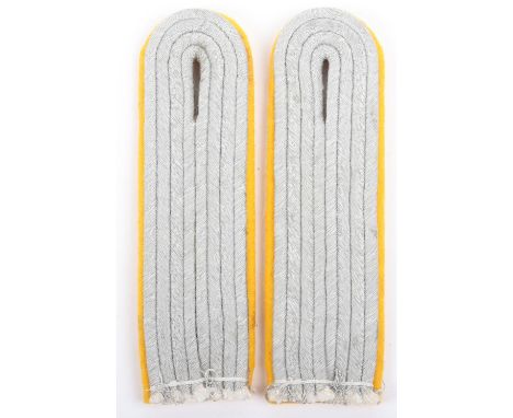 WW2 German Army Cavalry Officers Tunic Shoulder Boards Pair, sew-in type examples with golden yellow underlay. Good overall c