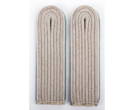 WW2 German Army Infantry Reserve Officers Shoulder Boards, fine example with white piping and grey wool underlay. 