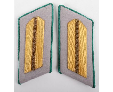 WW2 German Army Specialist Administrative Officers Tunic Collar Tabs, fine matched pair of the gold bullion embroidered on li