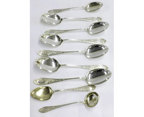 Collection of attractive Norwegian 830 silver spoons to include six table spoons, two dessert spoons and a sauce ladle, 11.5o