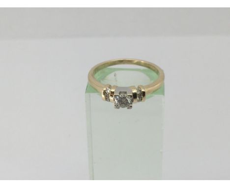 A ladies 9ct gold diamond ring, approx .20ct, approx 2.4g and approx size M.