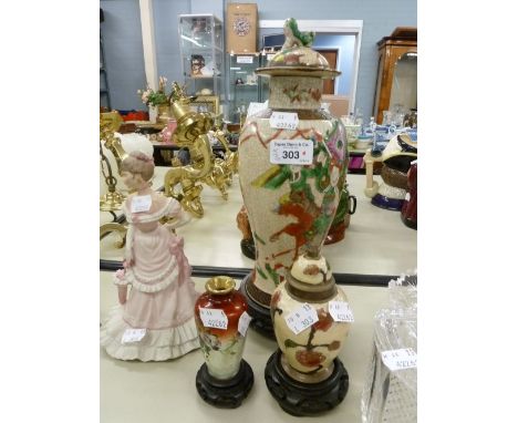 TWENTIETH CENTURY ORIENTAL VASE ON PIERCED WOODEN STAND, THE COVER WITH DOG OF FO FINIAL, THE VASE OF BULBOUS FORM AND TWO SM