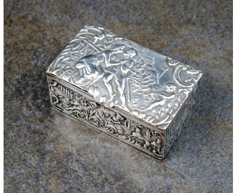 A late 18th century German silver snuff box, each panel with embossed figural scenes, 5cm wide, weight 1oz