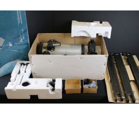 Boxed Bresser Optic Reflector Telescope 
