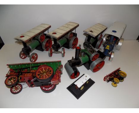 Three Mamod traction engines, a steam roller, a Wivelisc traction engine and three other engines.
