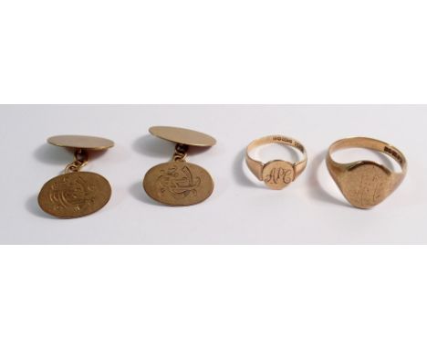 A 9 carat gold signet ring size U, a child's 9 carat gold ring size K and a pair of 9 carat gold cufflinks, 12.2g total