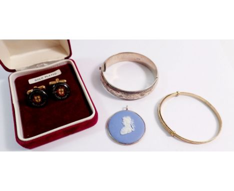 A silver bangle, gold and metal core bangle, Wedgwood brooch etc.