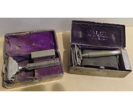 Ever Ready razor circa 1900 and a velvet razor with strap, both cased. P&amp;P Group 1 (£14+VAT for the first lot and £1+VAT 