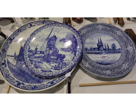 Three ceramic delf plates depicting town and country scenes, largest : 40 cm. Not available for in-house P&amp;P, contact Pau