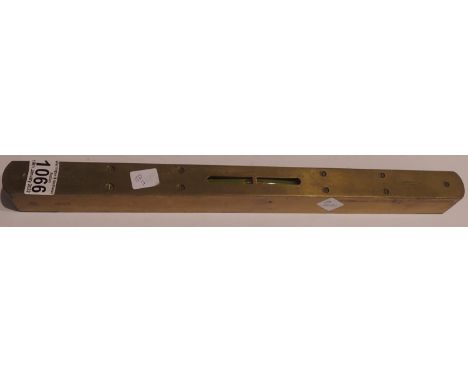 W Marples and Sons Sheffield spirit level 1943 with broad arrow mark. P&amp;P Group 1 (£14+VAT for the first lot and £1+VAT f