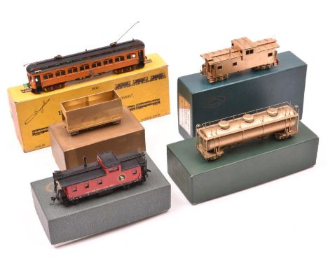 8x HO gauge Japanese manufactured brass railway models in American outline. 4x Orion, Japan, unpainted hopper wagons. A Fujiy