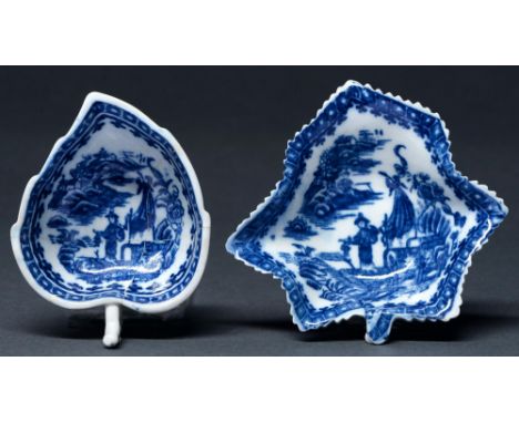 A Caughley blue and white peach shaped butter boat and leaf shaped pickle dish, c1779-99,&nbsp;transfer printed with the Fish