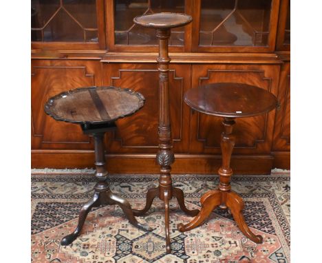 A reproduction mahogany scalloped occasional table on bird-cage mount, 50 cm diameter x 72 cm h to/w a Victorian mahogany tri