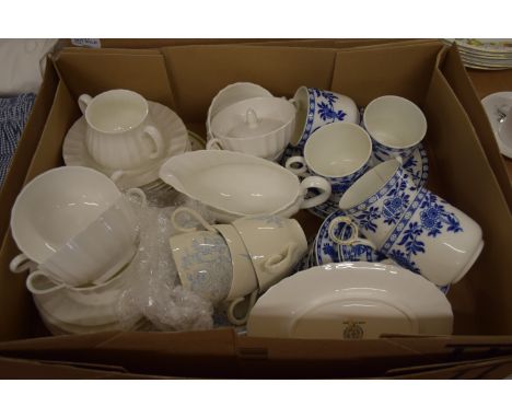 BOX CHINA TO INCLUDE CUPS AND SAUCERS