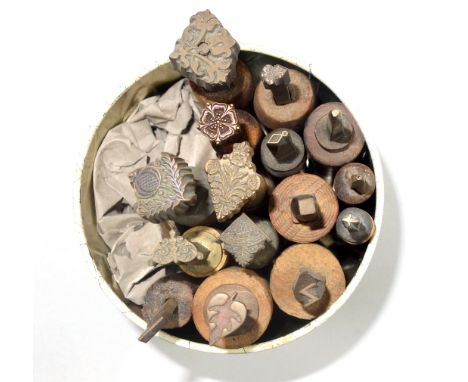 15 decorative gold finishing bookbinding hand tools. (15)