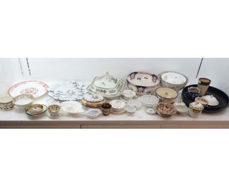A MIXED COLLECTION OF CERAMIC DISHES AND PLATES (on view at Fine Art)
